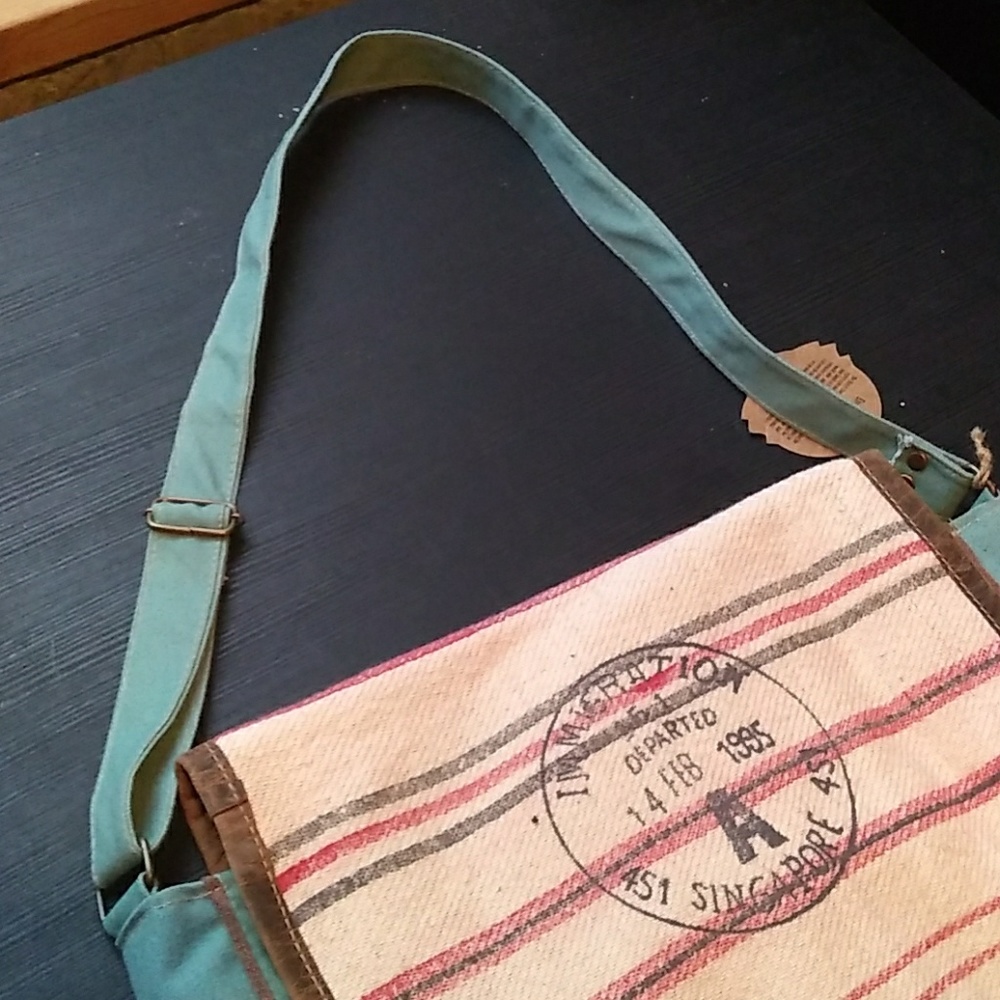 The barrel shack bag - Picture 7 of 7